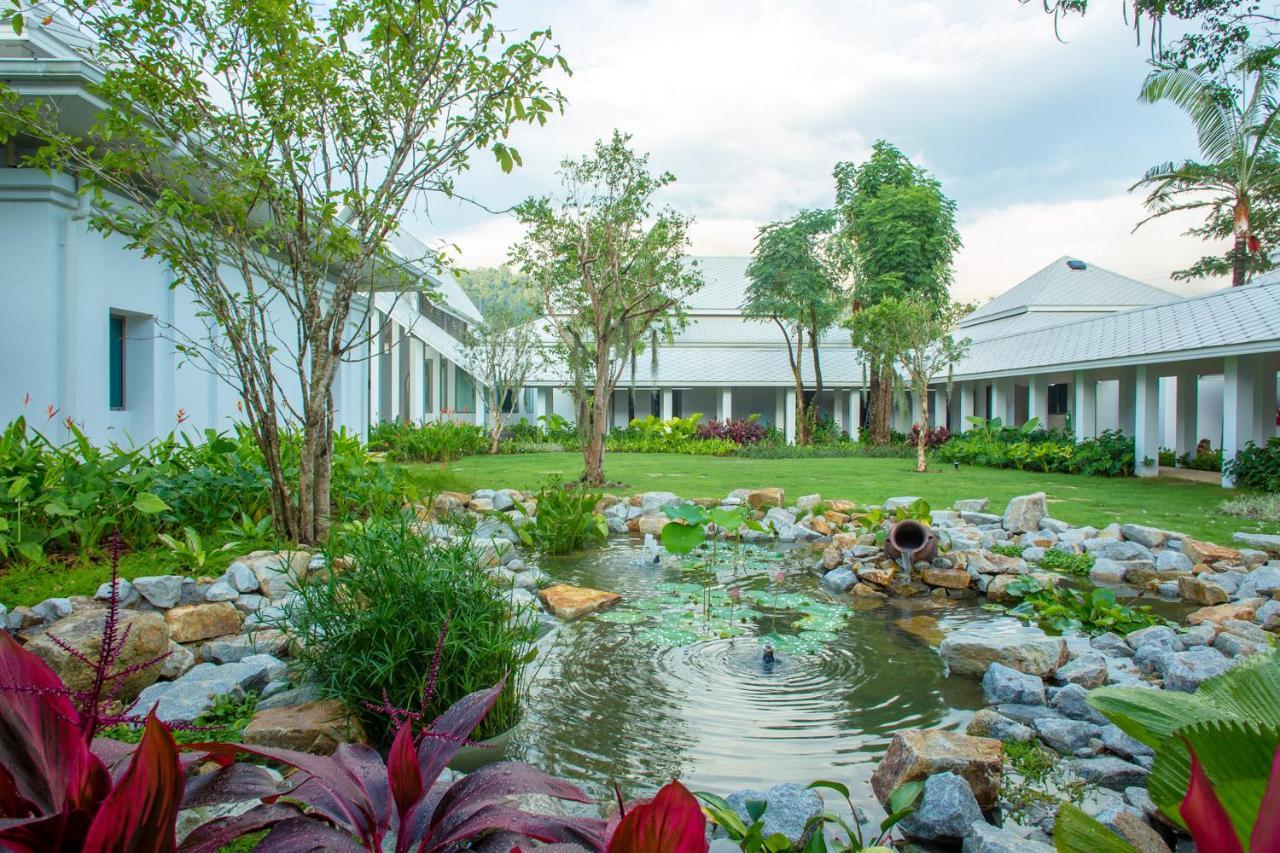 Thanyapura Sports & Health Resort Таланг Екстериор снимка